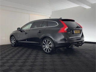 Volvo V60 – thumbnail 2