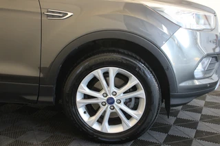 Ford Kuga – thumbnail 11