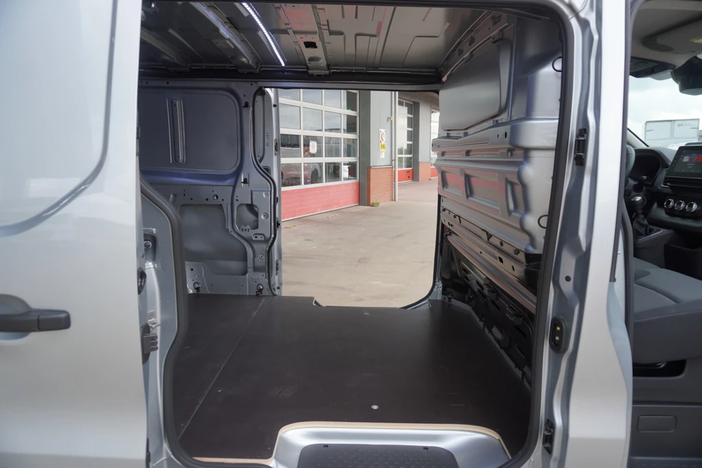 Renault Trafic – foto 13