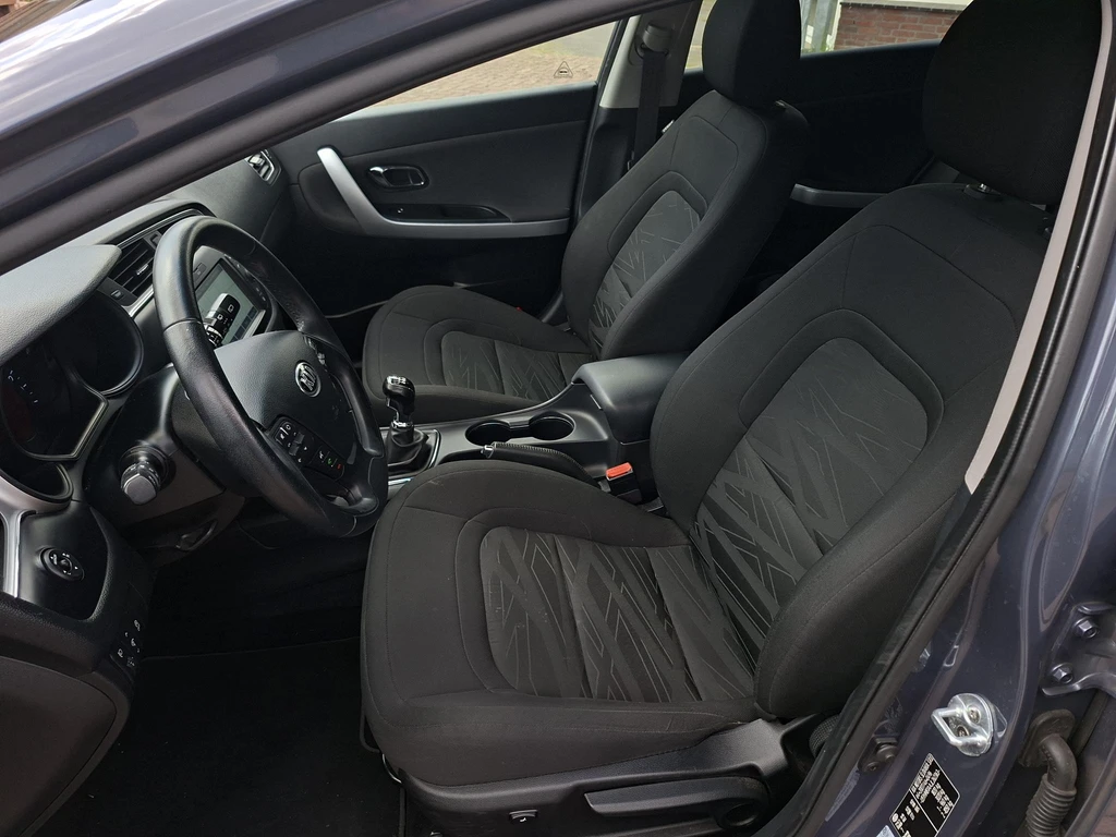 Kia cee'd – foto 18