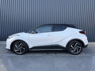 Toyota C-HR – thumbnail 3