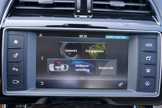 Jaguar XE – thumbnail 22