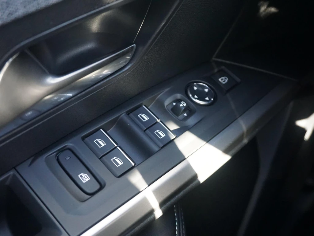 Peugeot e-5008 – foto 14