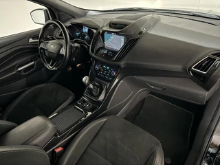 Ford Kuga – thumbnail 23