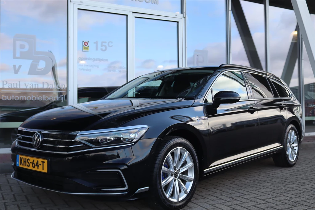 Volkswagen Passat – foto 2
