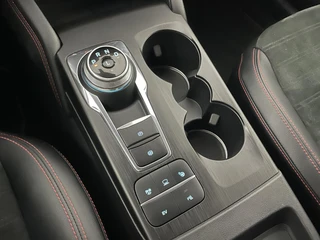 Ford Kuga – thumbnail 25