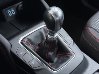 Ford Kuga – thumbnail 22