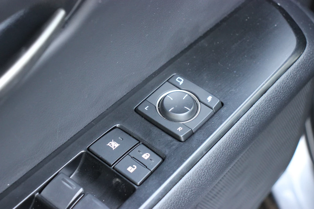 Lexus UX – foto 32