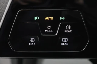 Volkswagen Golf – thumbnail 24