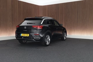 Volkswagen T-Roc – thumbnail 4