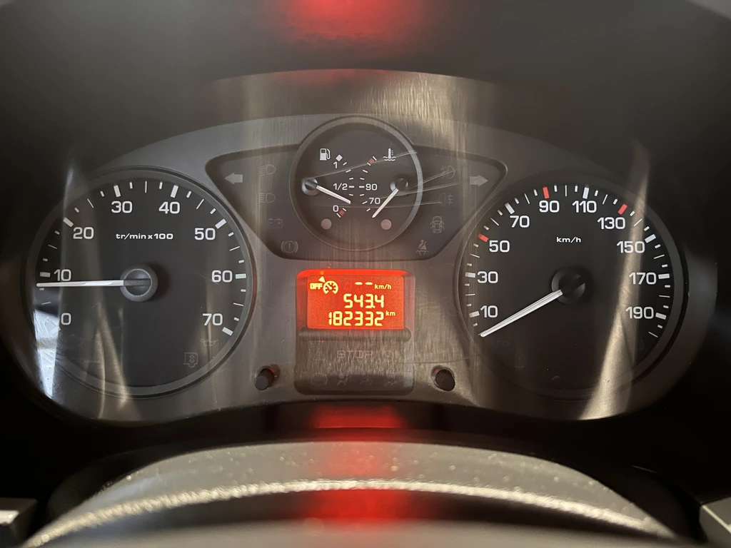 Peugeot Partner – foto 17