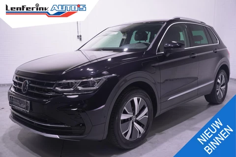 Volkswagen Tiguan 1.4 TSI eHybrid Elegance Head up Trekhaak Led matrix Parkeerhulp Stoelverwarming