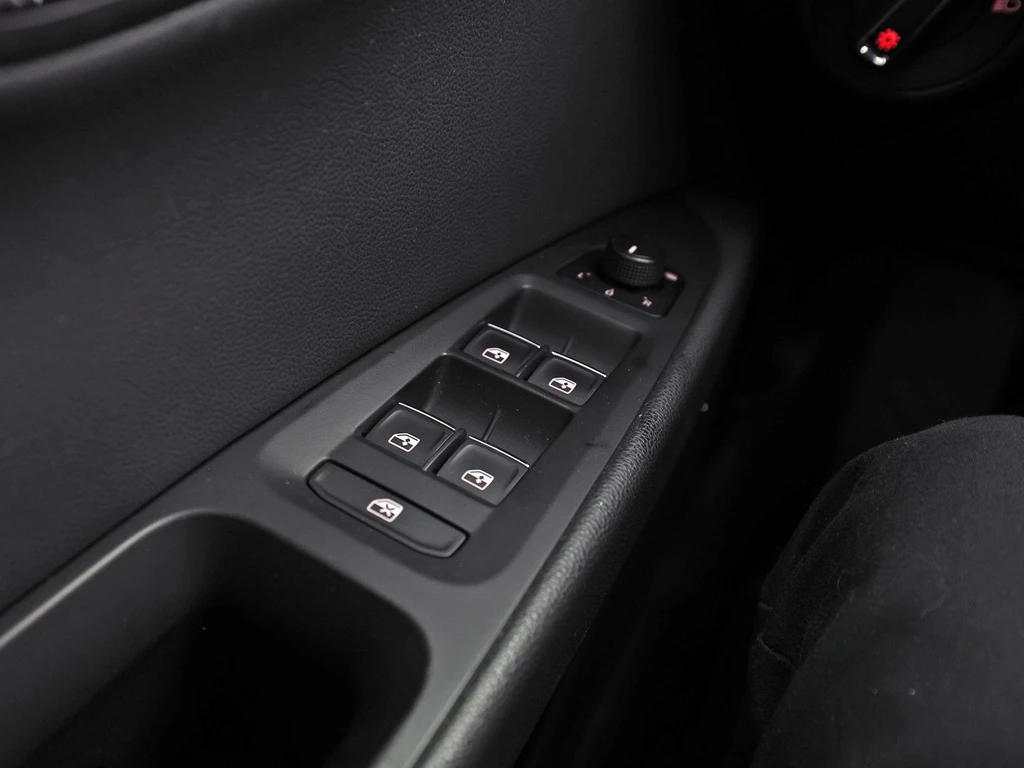 SEAT Leon – foto 28