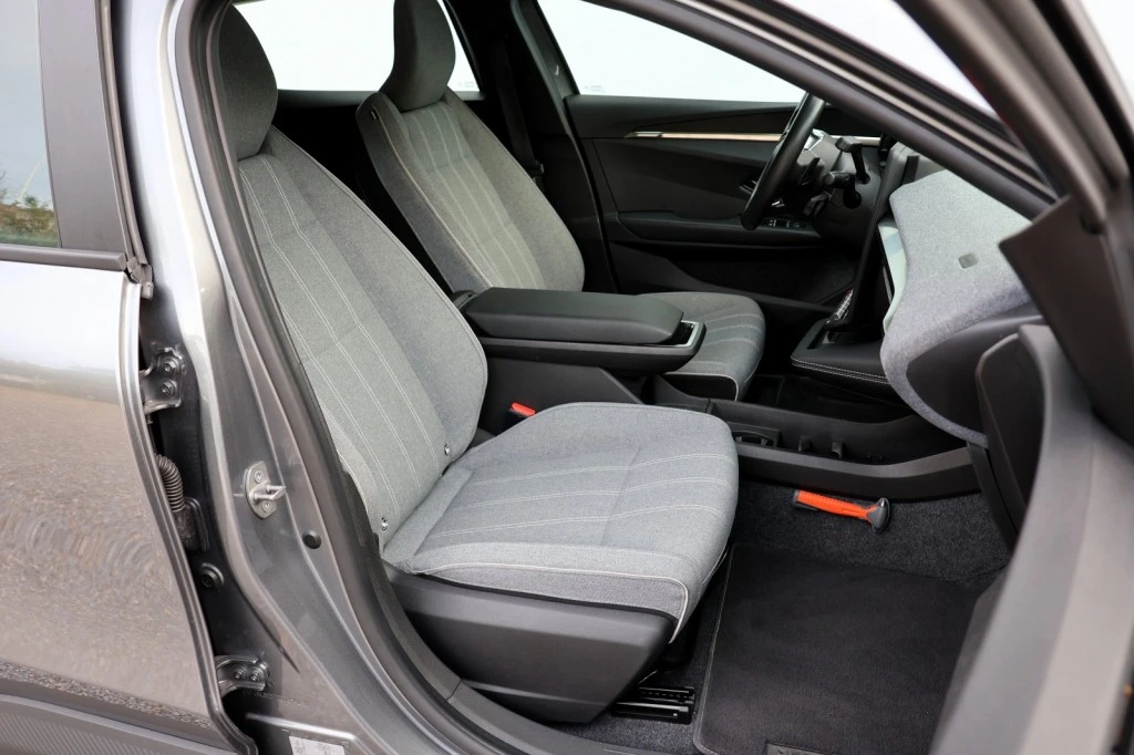 Renault Megane E-Tech – foto 12