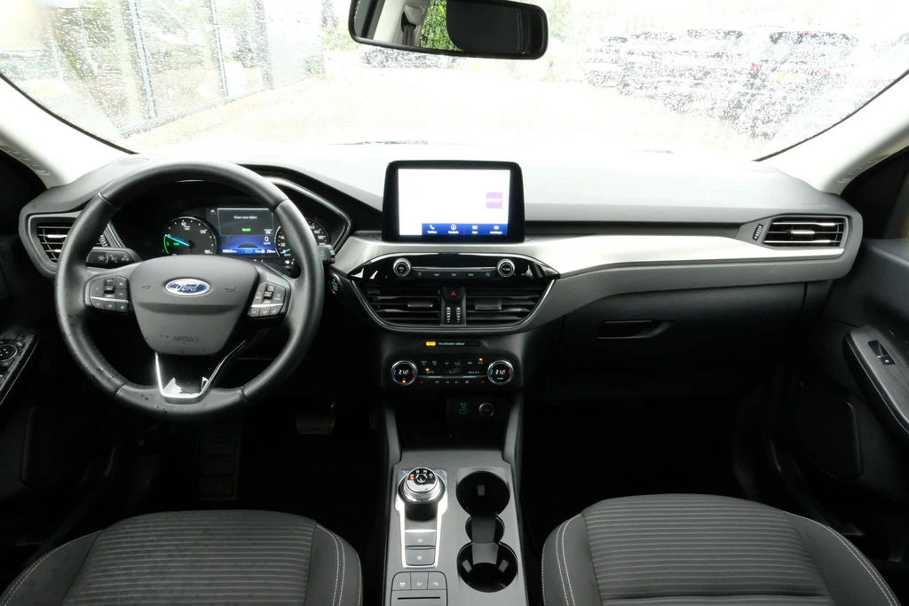 Ford Kuga – foto 13