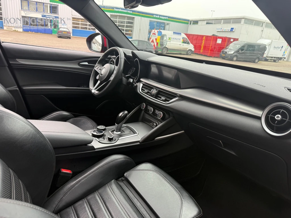Alfa Romeo Stelvio – foto 8