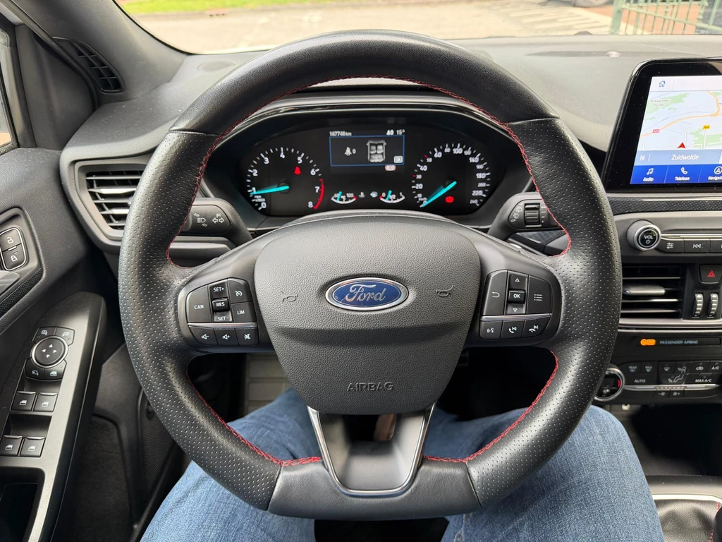 Ford Focus – foto 24