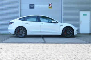 Tesla Model 3 – thumbnail 4