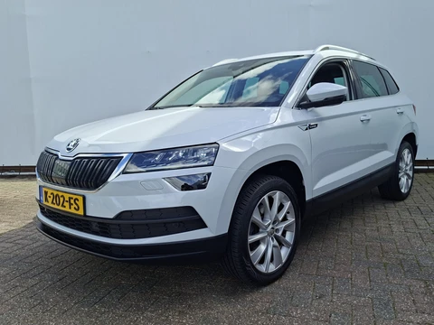 Škoda Karoq 1.5 TSI ACT Style Pano 360° Carplay Trekhaak Business Sportline