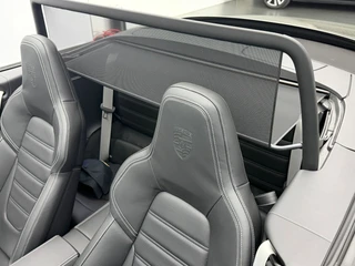 Porsche 911 – thumbnail 25