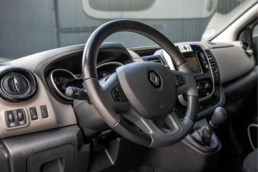 Renault Trafic – foto 12