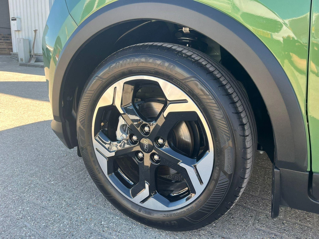 Ford Transit Courier – foto 11