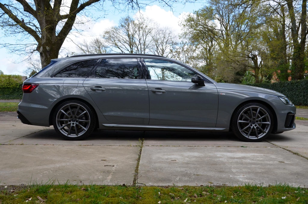 Audi A4 – foto 12