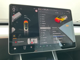 Tesla Model 3 – thumbnail 17