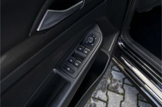 Volkswagen Golf – thumbnail 24