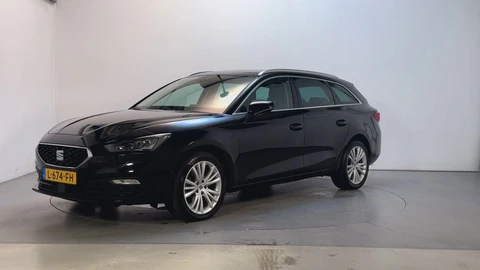 Seat Leon Sportstourer 1.5 TSI Style Business Intense LED App-Connect Navigatie Camera