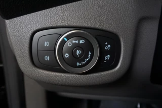 Ford Transit Connect – thumbnail 16