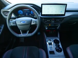 Ford Kuga – thumbnail 15