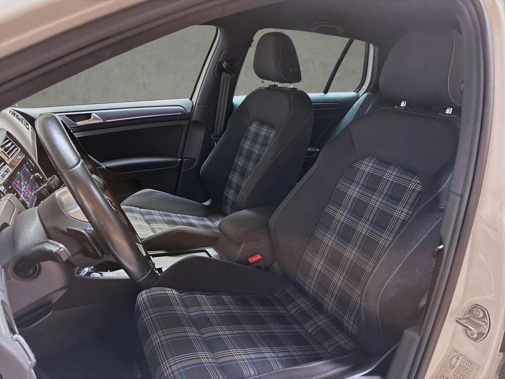 Volkswagen Golf – foto 12
