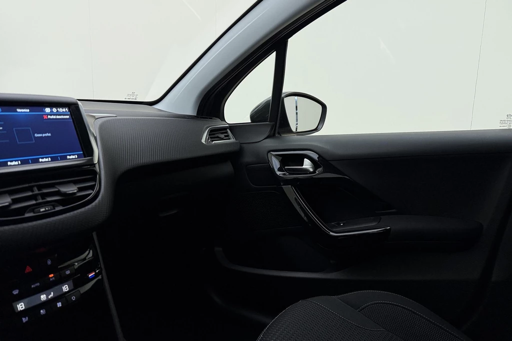 Peugeot 208 – foto 27