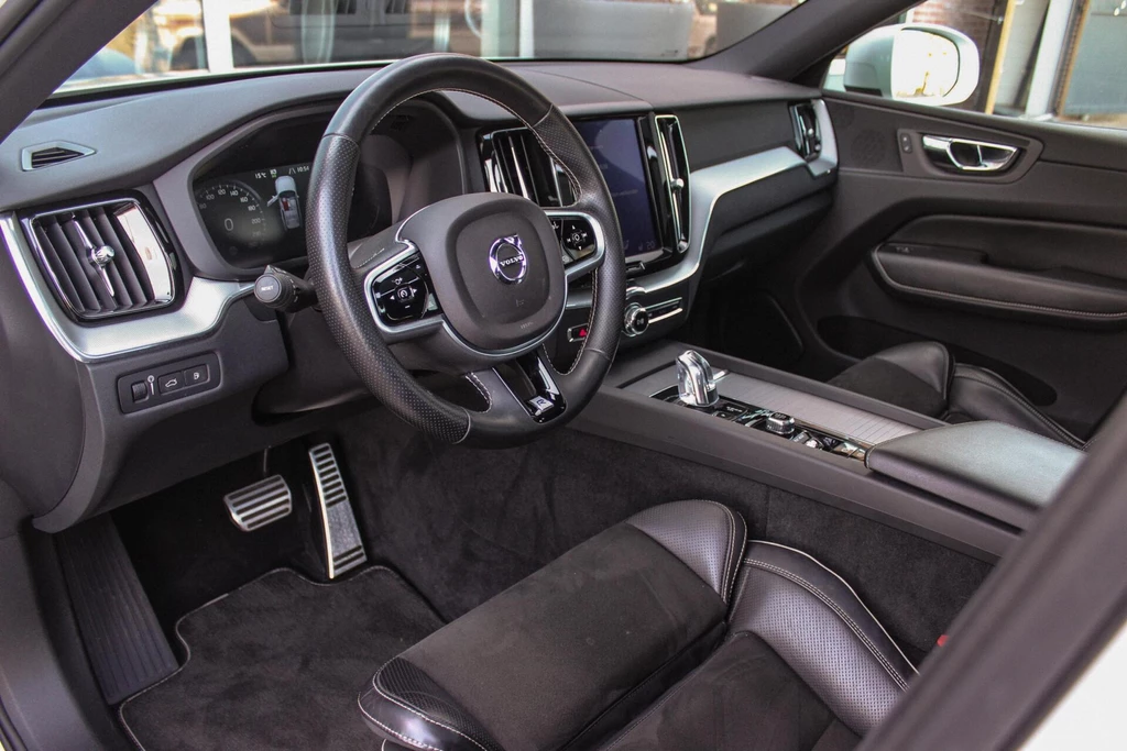 Volvo XC60 – foto 17