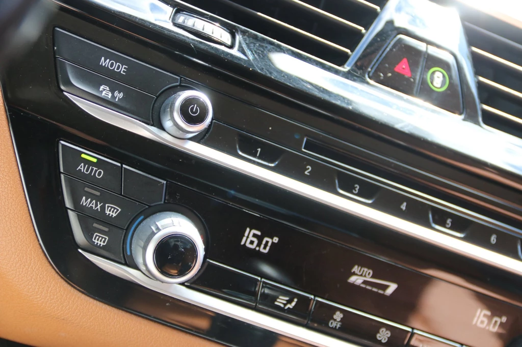 BMW 5 Serie – foto 16