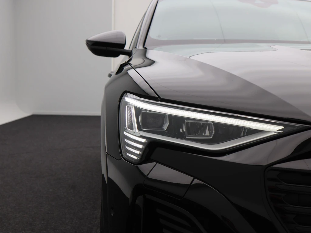 Audi Q8 e-tron – foto 13