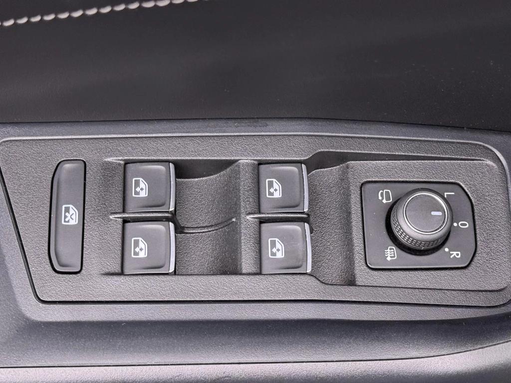 Volkswagen T-Roc – foto 28