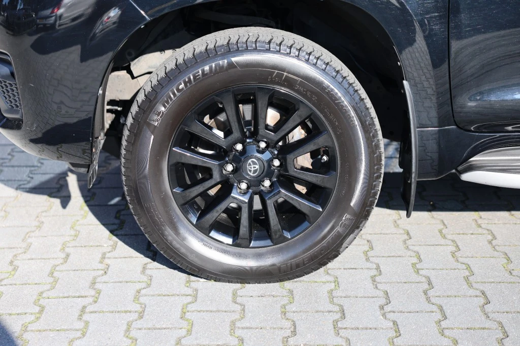 Toyota Land Cruiser – foto 8