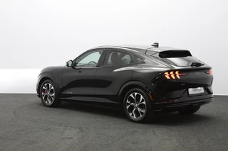Ford Mustang Mach-E – thumbnail 3