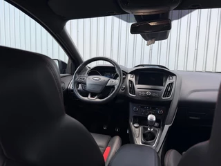 Ford Focus – thumbnail 11