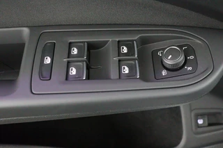 Volkswagen Golf – thumbnail 22