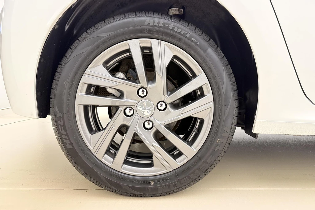Peugeot 208 – foto 14