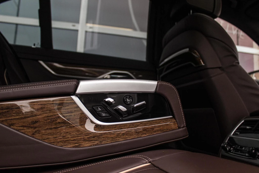 BMW 7 Serie – foto 25