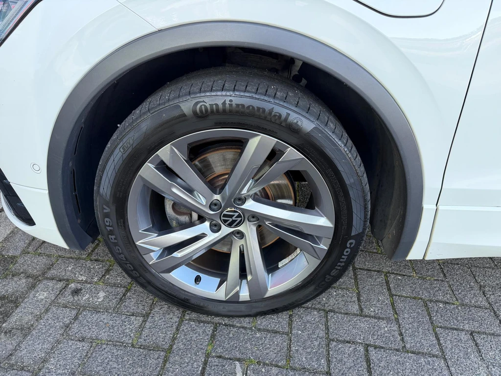 Volkswagen Tiguan – foto 11