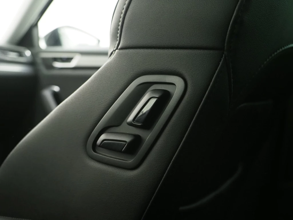 Škoda Superb – foto 38