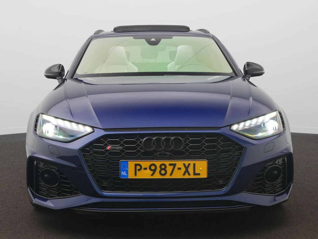 Audi RS4 – foto 10