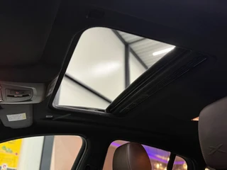 BMW X4 – thumbnail 8