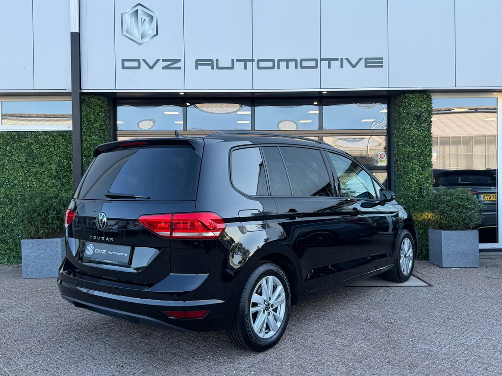 Volkswagen Touran – foto 6