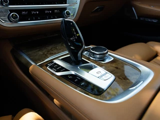 BMW 7 Serie – thumbnail 36